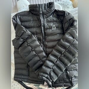 GerryBlack Puffer Jacket Medium